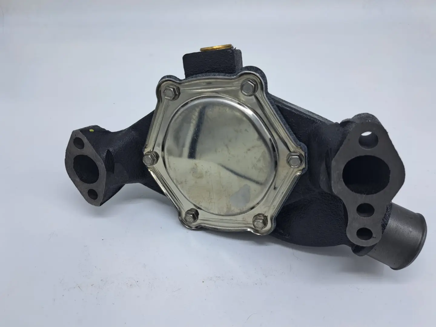 Volvo Penta Circulation Pump (3853850)